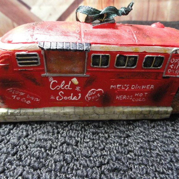 TJ's Collection MELS DINER Tree ornamant~Detailed~Christmas decor - Picture 5 of 6